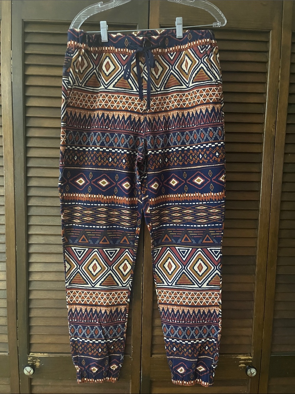 21men Navy, Rust, Cream Patterned Jogger Pants